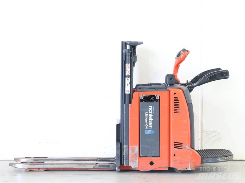 Linde D12HPAP/133-00 Pedestrian stacker