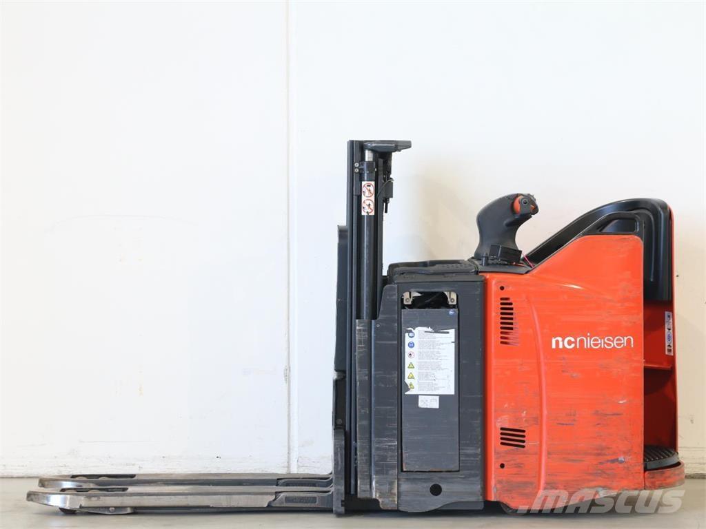 Linde D12SP/133-01 Pedestrian stacker