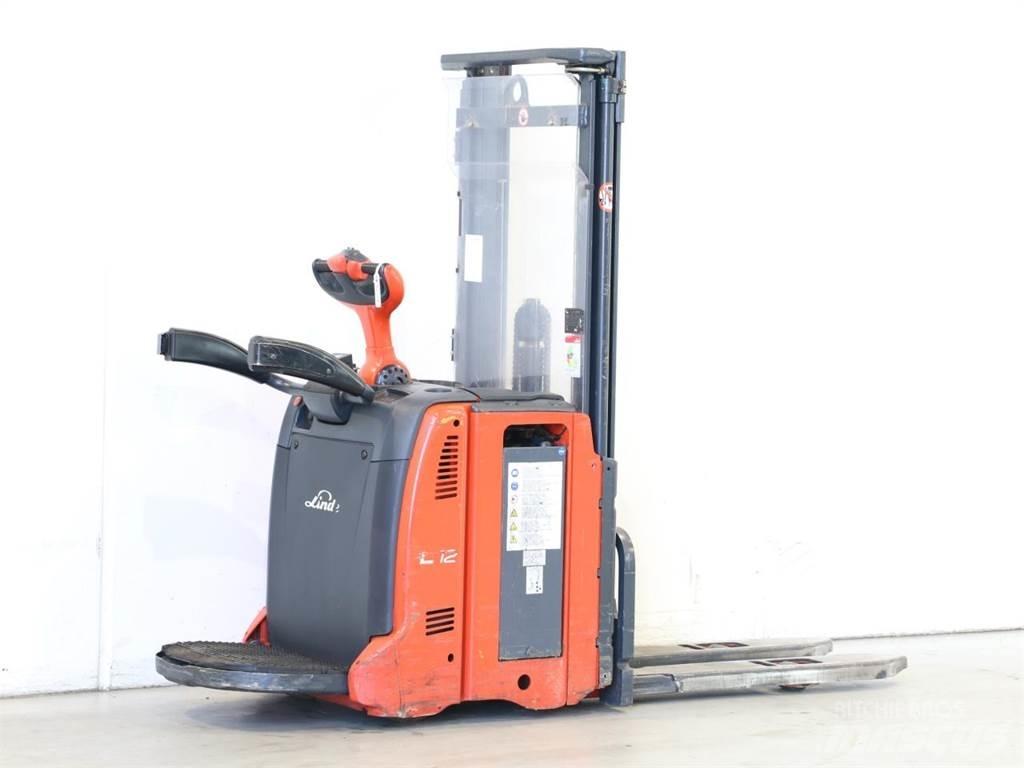 Linde L12AP/133 Pedestrian stacker