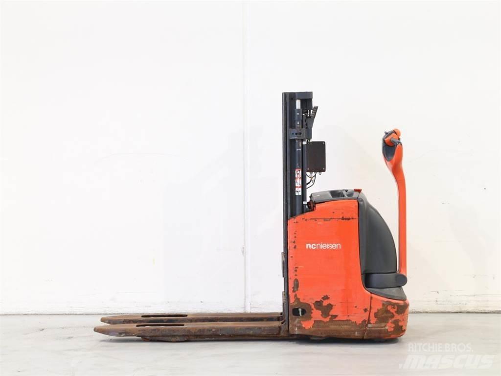 Linde L12I/1172 Pedestrian stacker
