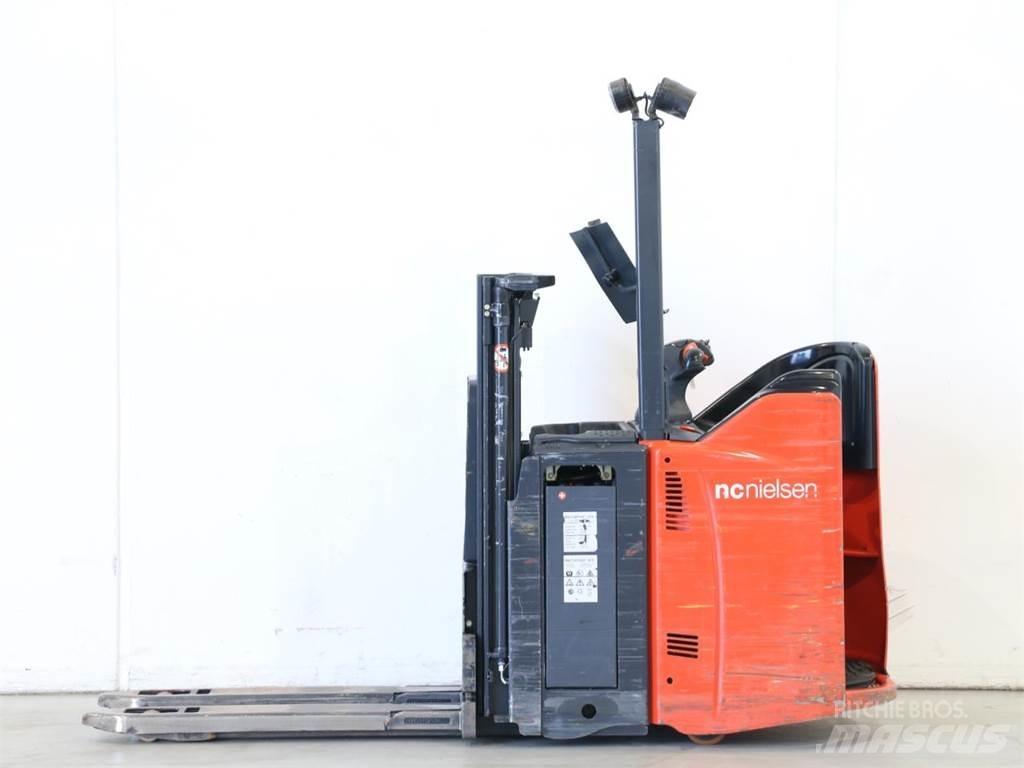 Linde L12LSP/133 Pedestrian stacker