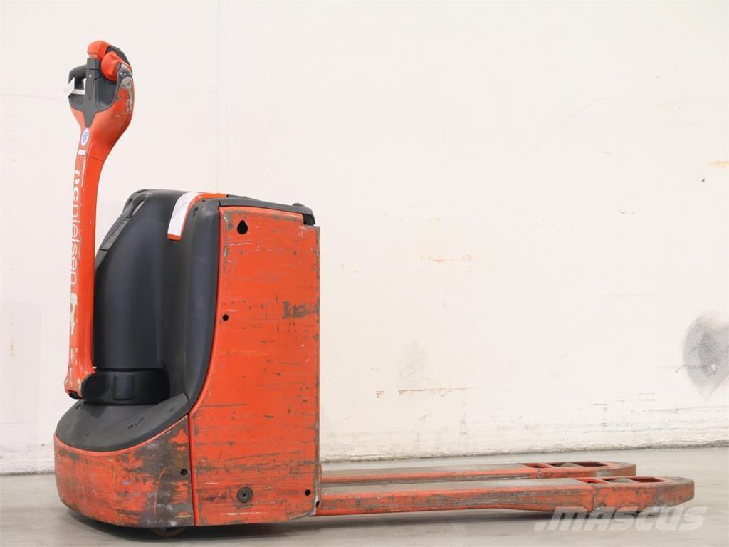 Linde T16/1152 Pedestrian stacker