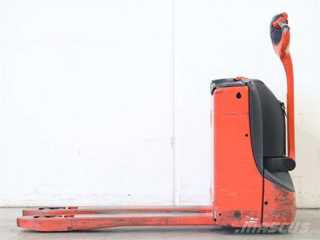 Linde T16/1152-00 Pedestrian stacker