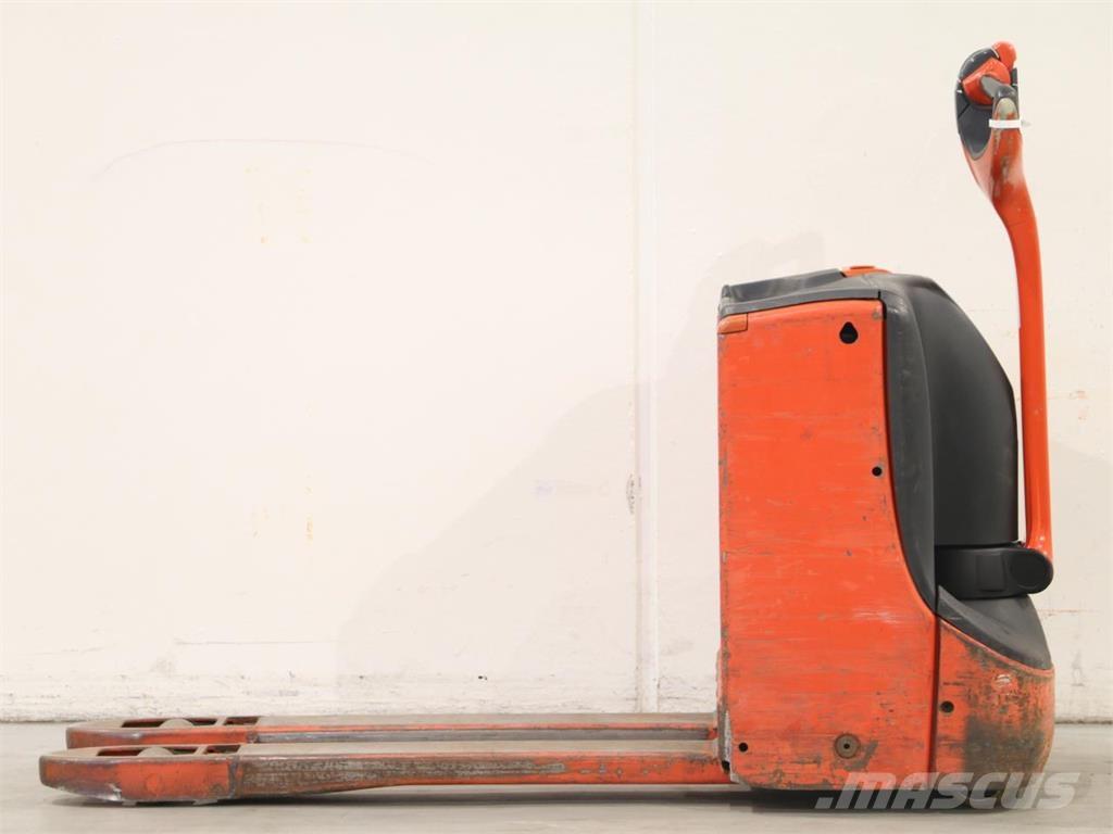 Linde T16/1152-02 Pedestrian stacker