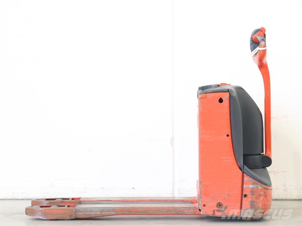 Linde T16/1152-02 Pedestrian stacker
