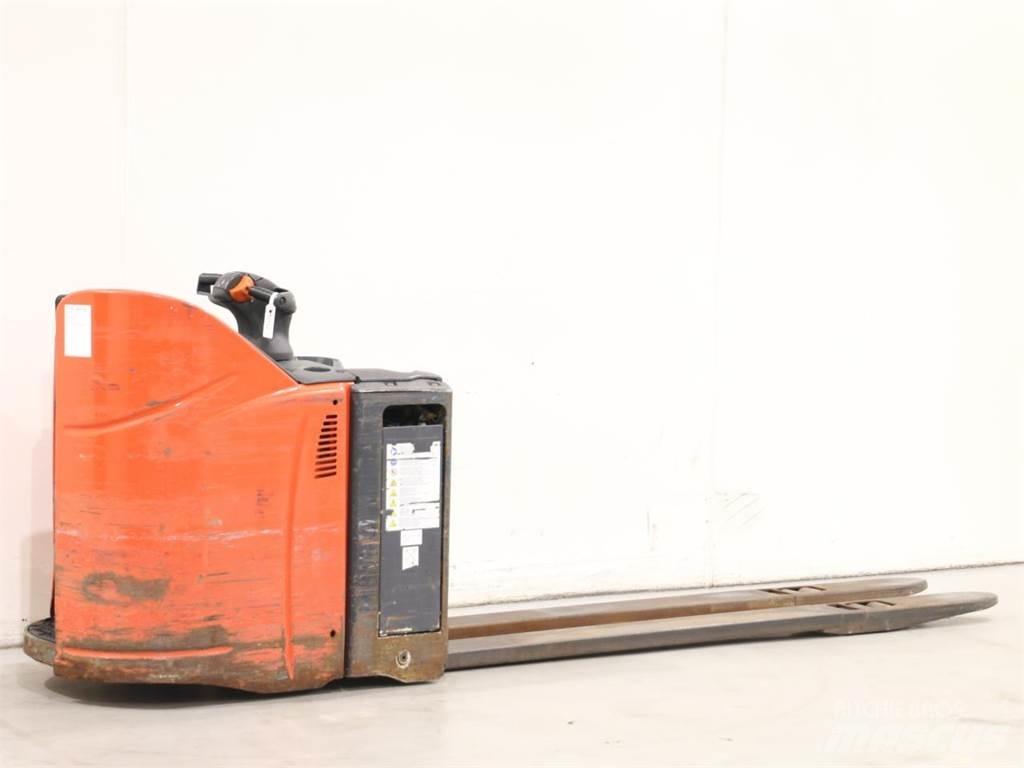 Linde T20SP/131 Pedestrian stacker