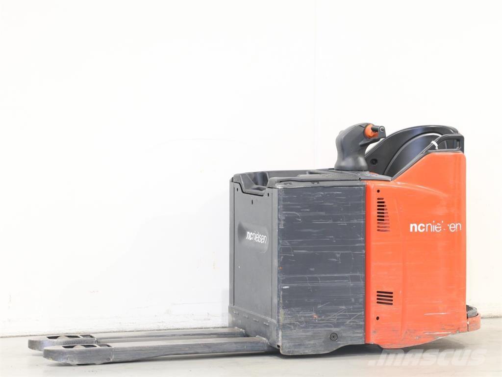 Linde T20SP/131 Pedestrian stacker