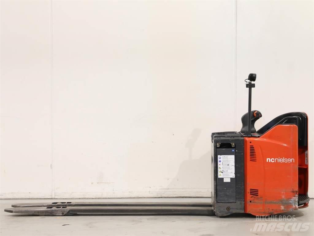 Linde T20SP/131-07 Pedestrian stacker