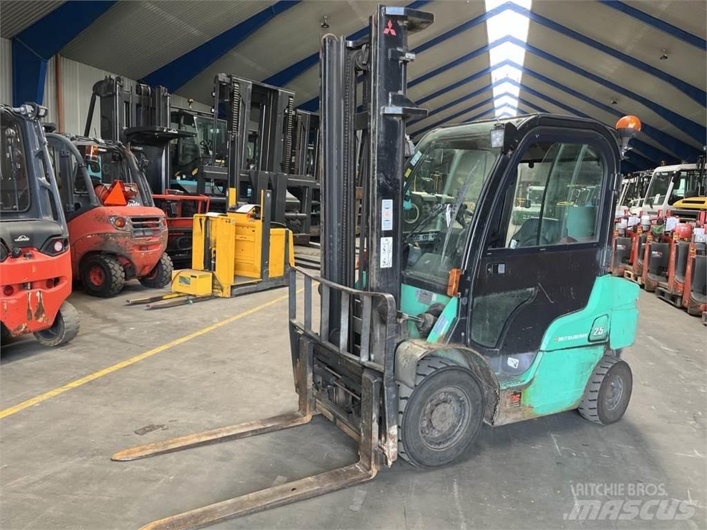 Mitsubishi FD25N Other