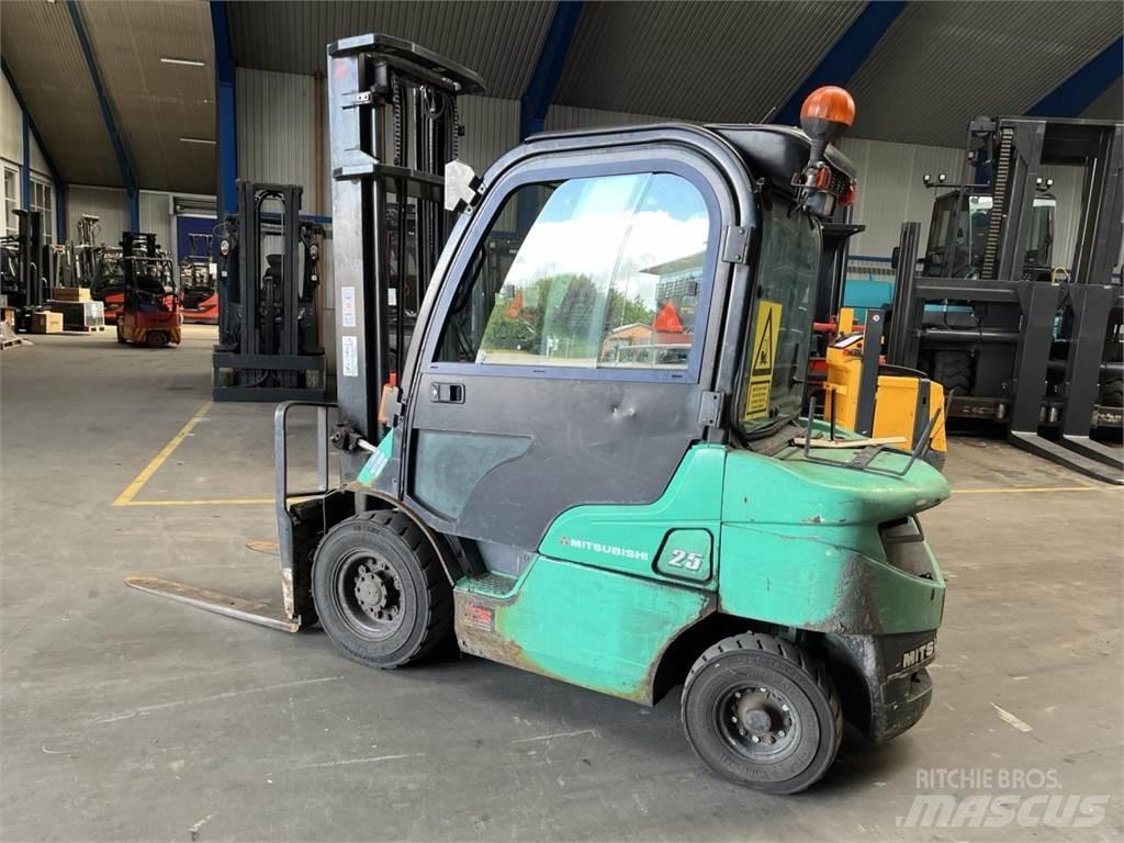 Mitsubishi FD25N Other