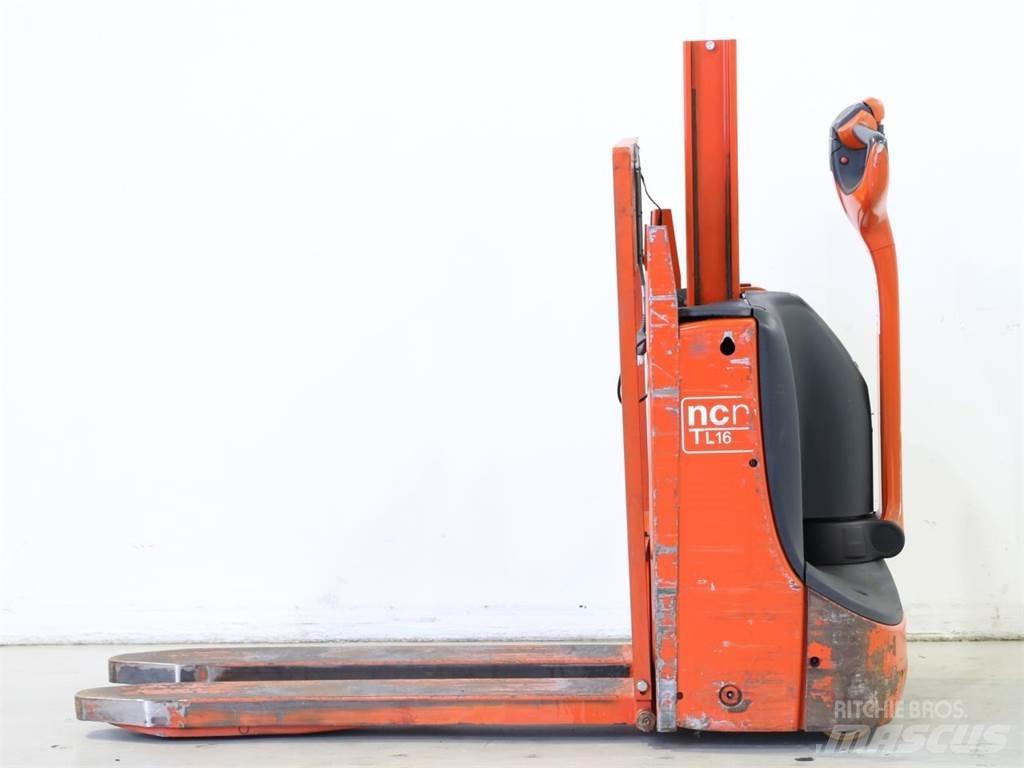 NCN TL16/1152-00 Pedestrian stacker
