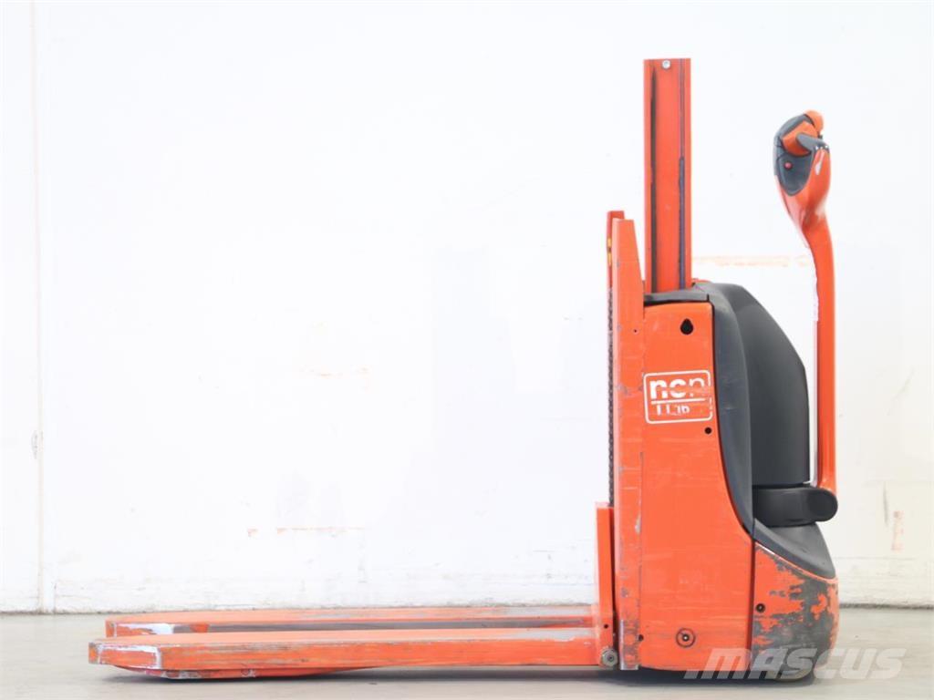 NCN TL16/1152-00 Pedestrian stacker