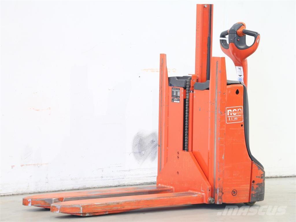 NCN TL16/1152-00 Pedestrian stacker