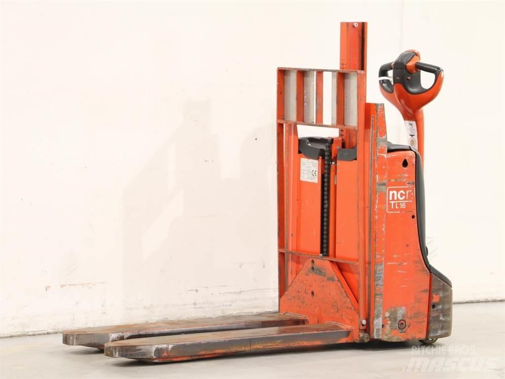 NCN TL16/1152-00 Pedestrian stacker