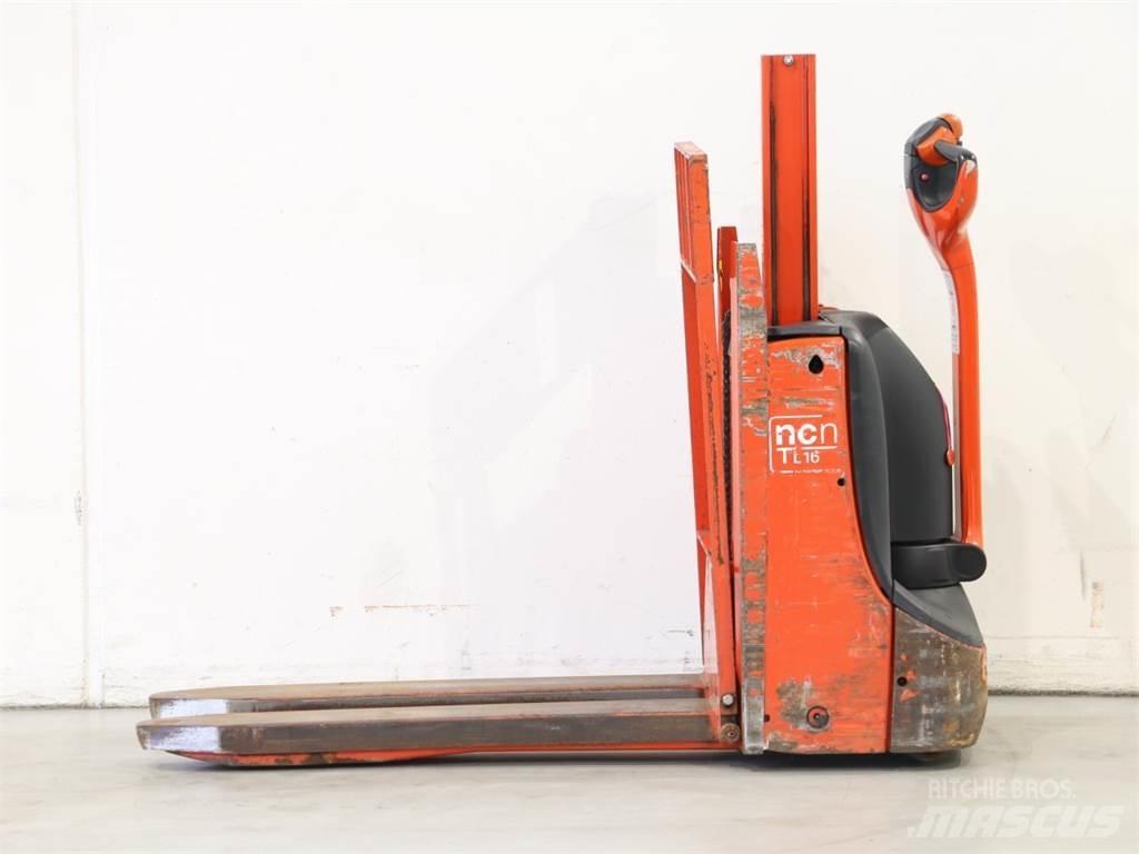 NCN TL16/1152-00 Pedestrian stacker