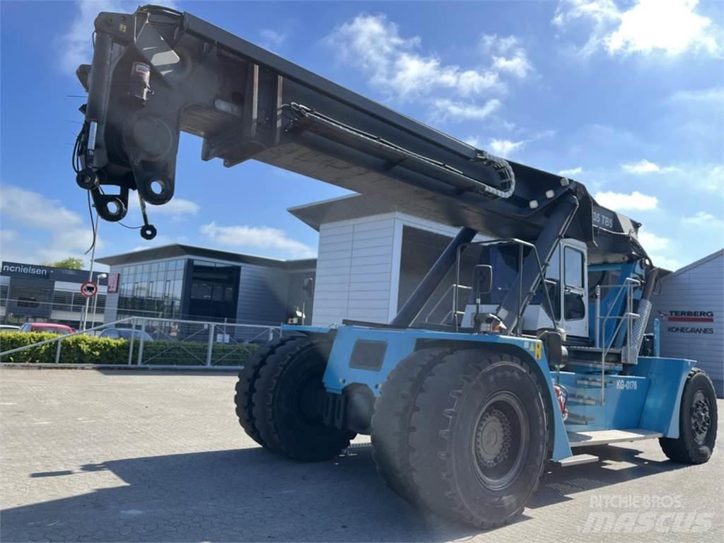 SMV 4535 TB5 Reach truck