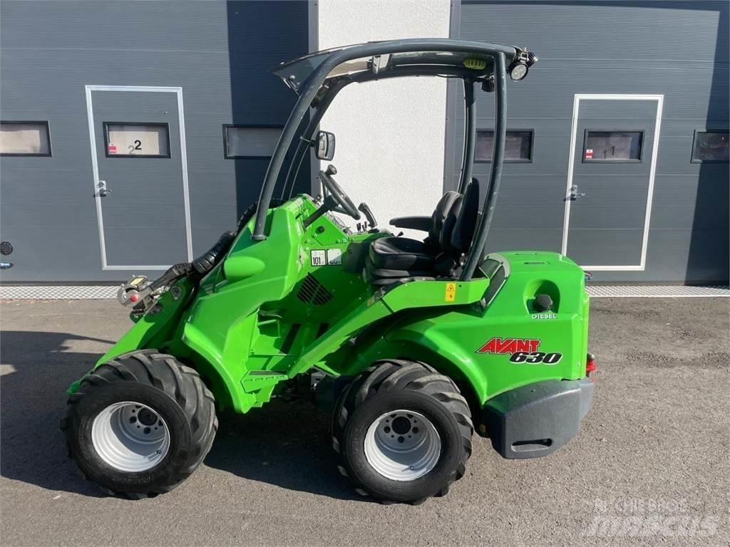 Avant 630 Farm machinery