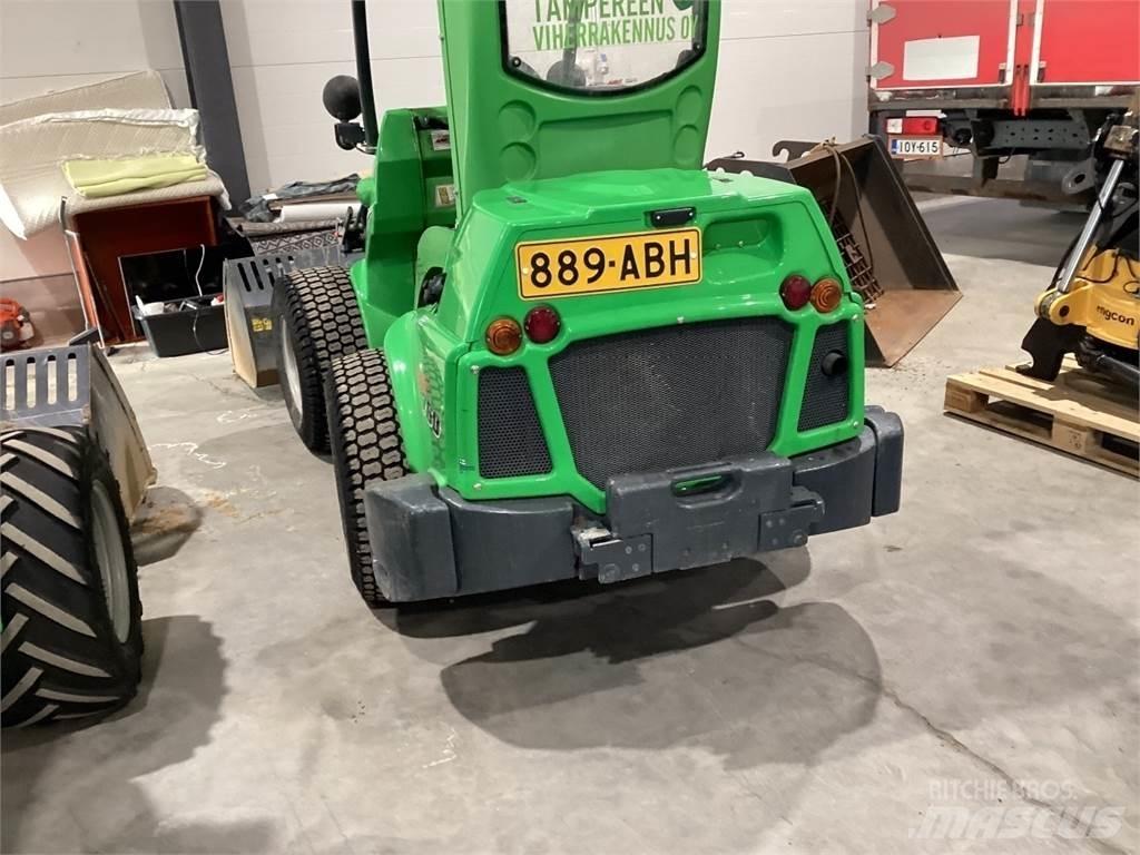 Avant 760. I Mini loaders