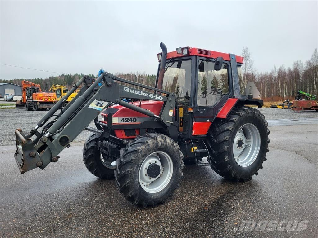 Case IH 4240 XL Tractors