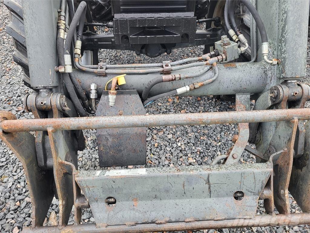 Case IH 4240 XL Tractors