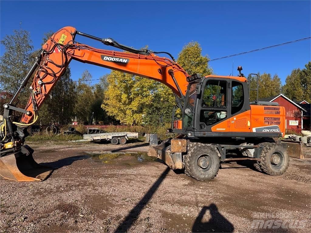 Doosan DX170W-5 Wheeled excavators