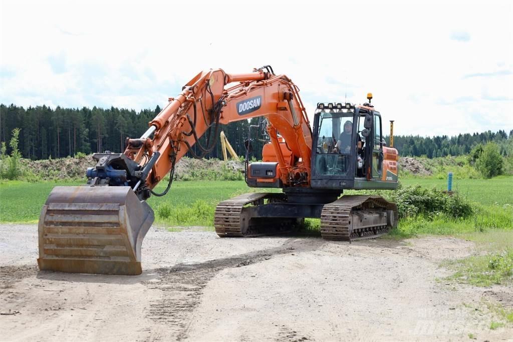 Doosan DX255 LC - 3 Crawler excavators