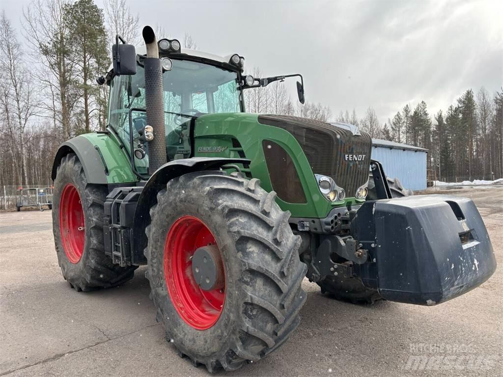 Fendt 936 VARIO Tractors