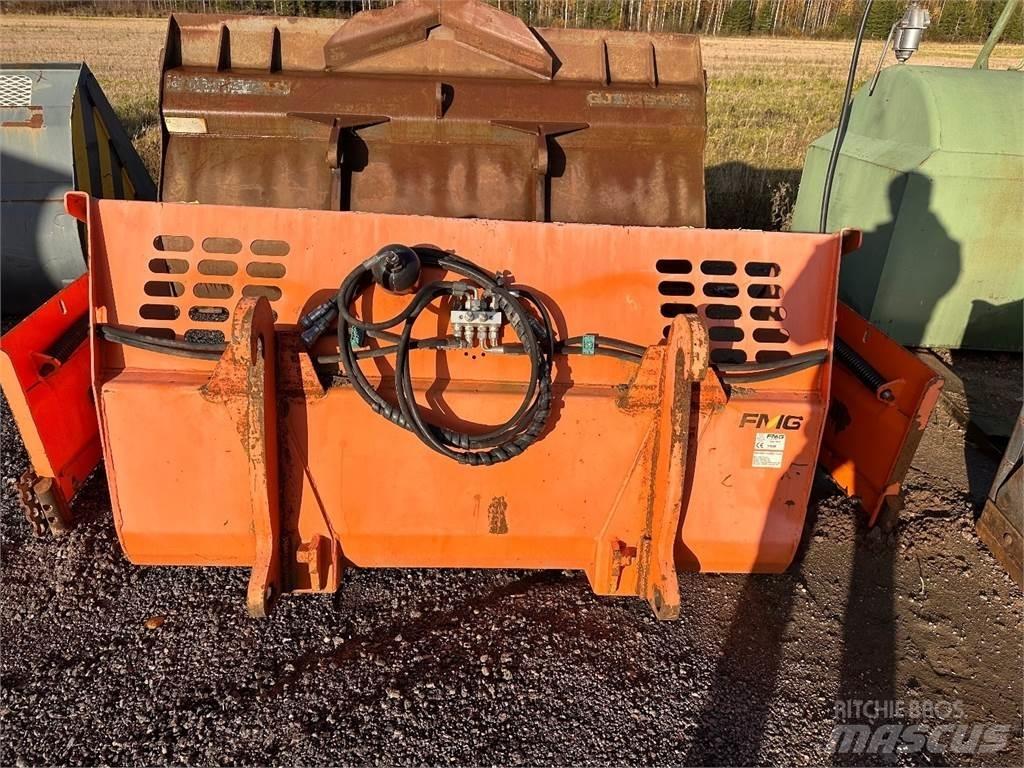 FMG SLK15 Snow blades and plows