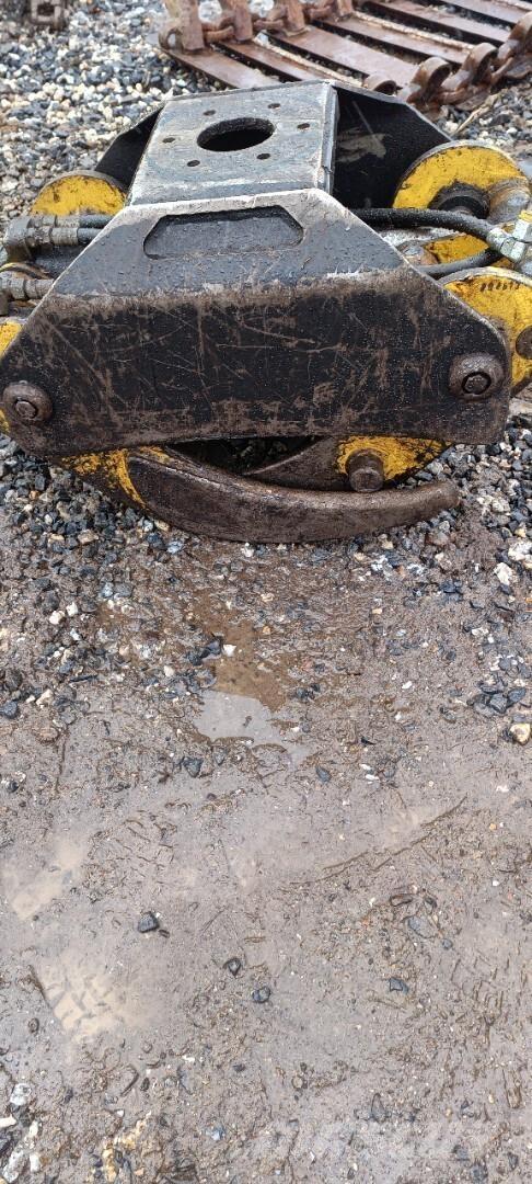  Grippen risukoura Grapples