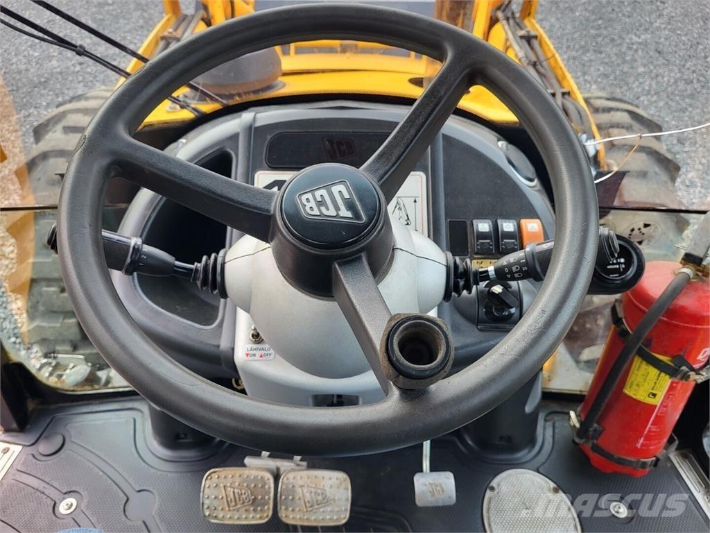 JCB 4CN Backhoe