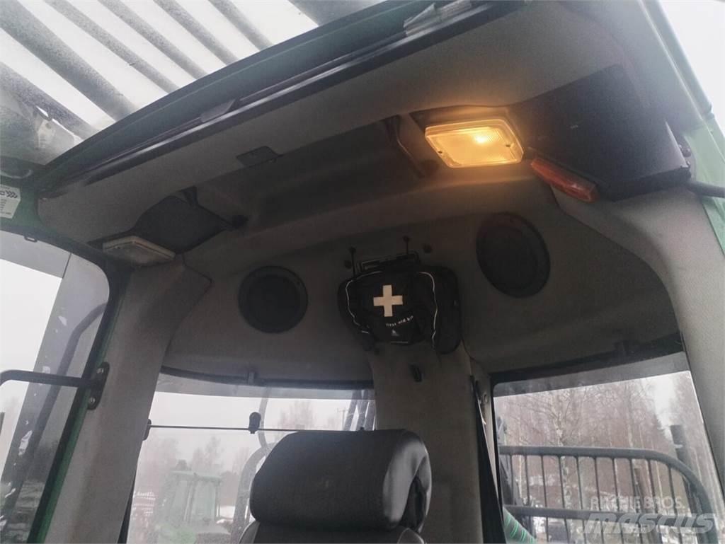 John Deere 810 E Forwarders