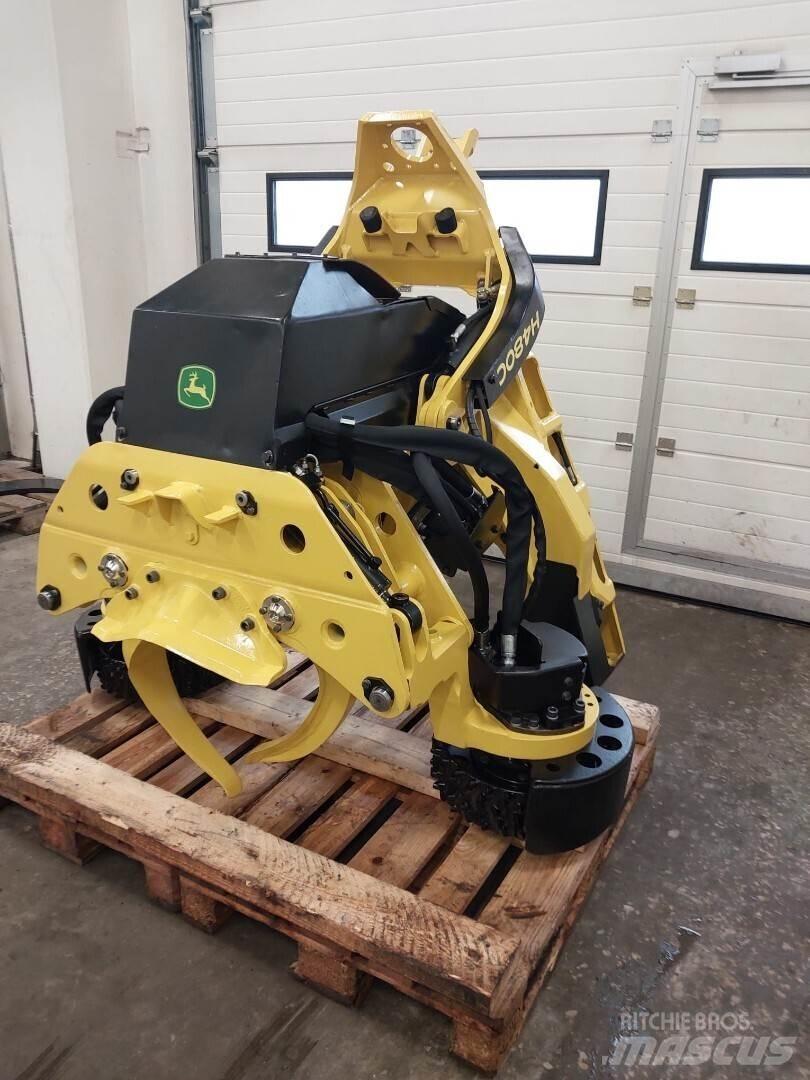 John Deere H480C Harvester heads