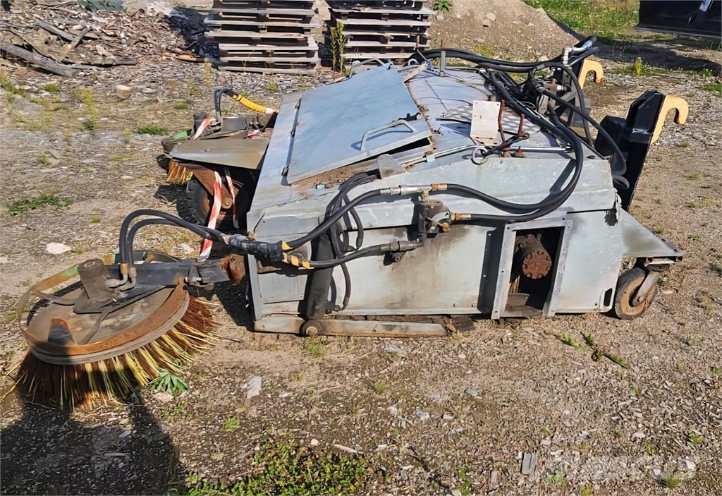  Keräävä harja Sweepers