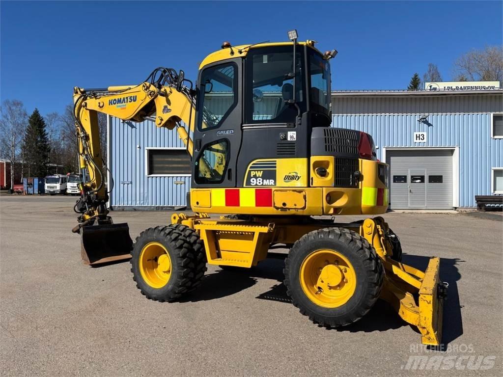 Komatsu PW 98MR-6 Wheeled excavators