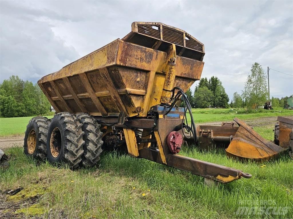  Maansiirtokärry Tipper trucks