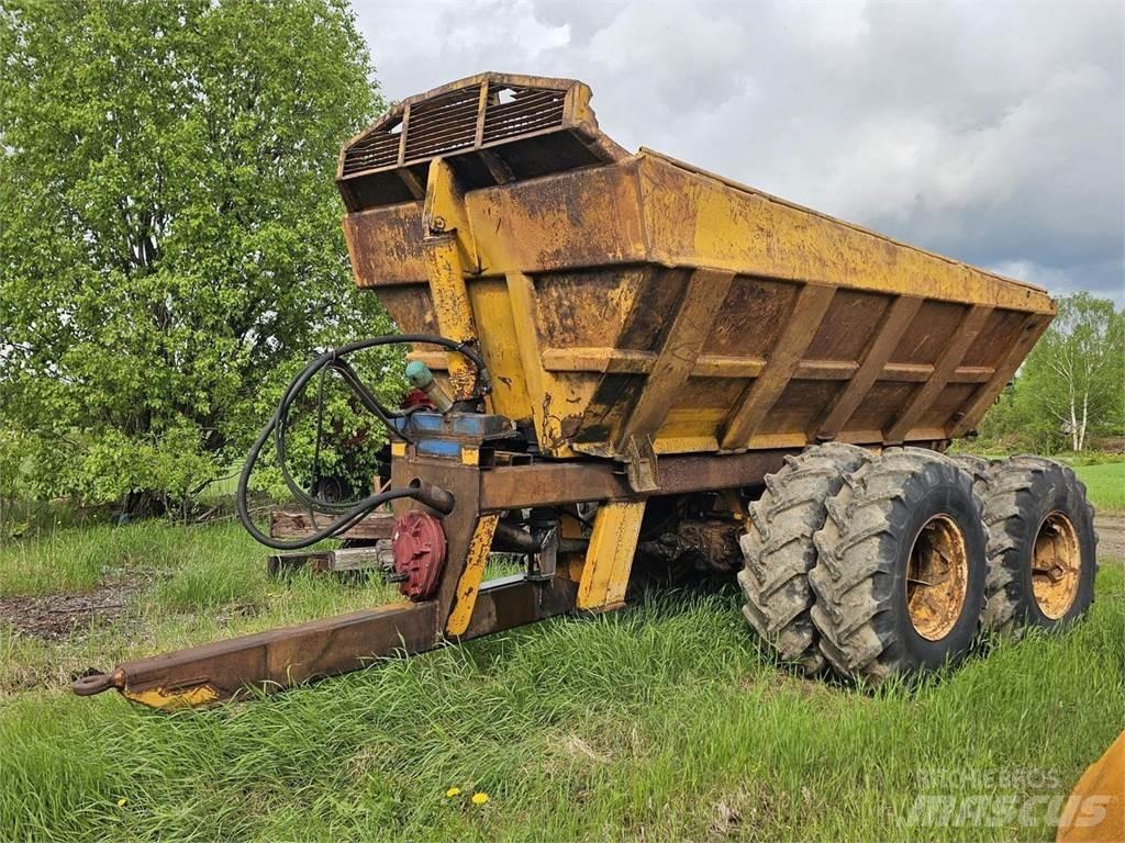  Maansiirtokärry Tipper trucks