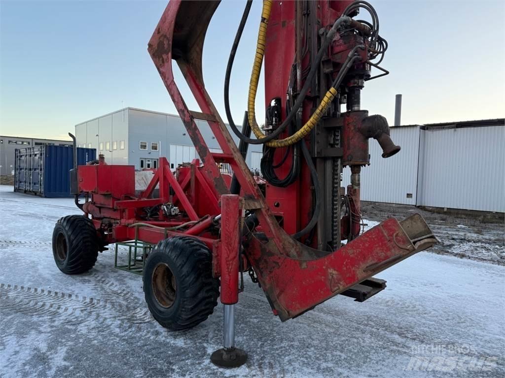  Porausvaunu Surface drill rigs