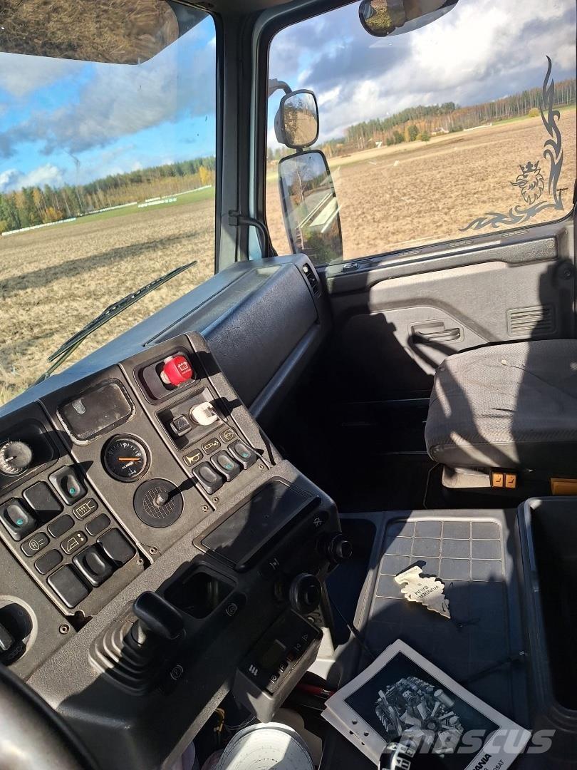 Scania 143H Forest machine transport trucks