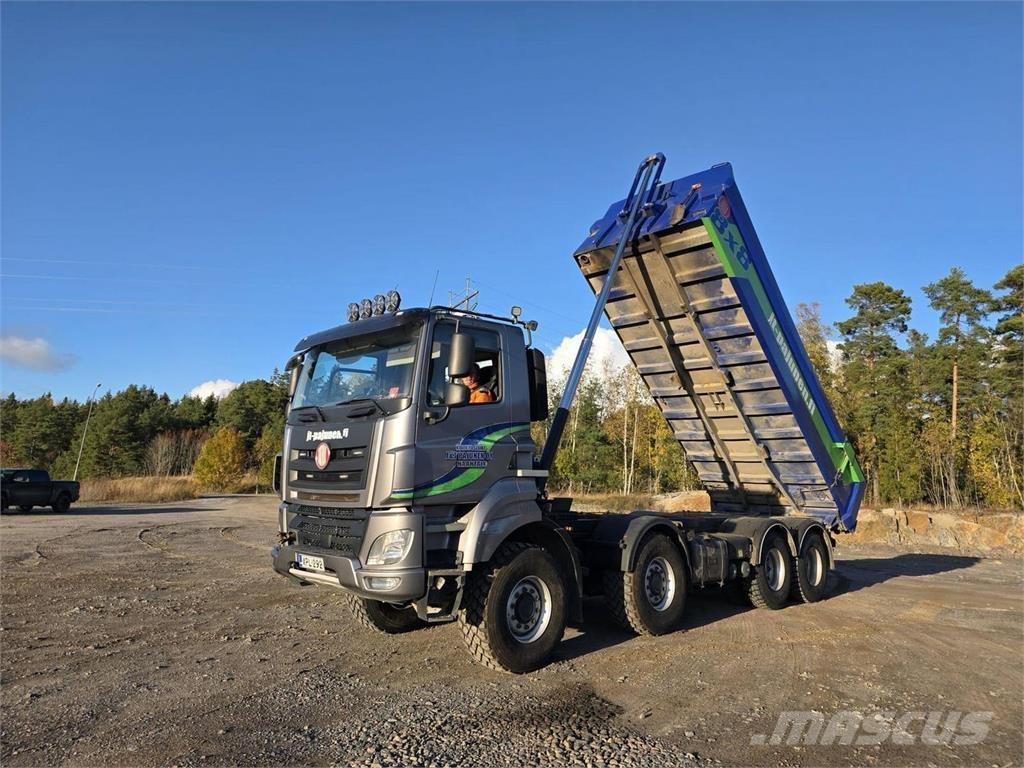 Tatra Phoenix Tractors