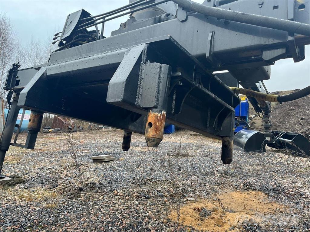 Tatra Phoenix Tractors