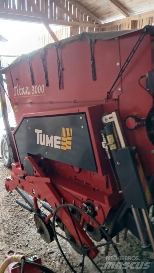 Tume Titan 3000 Planters