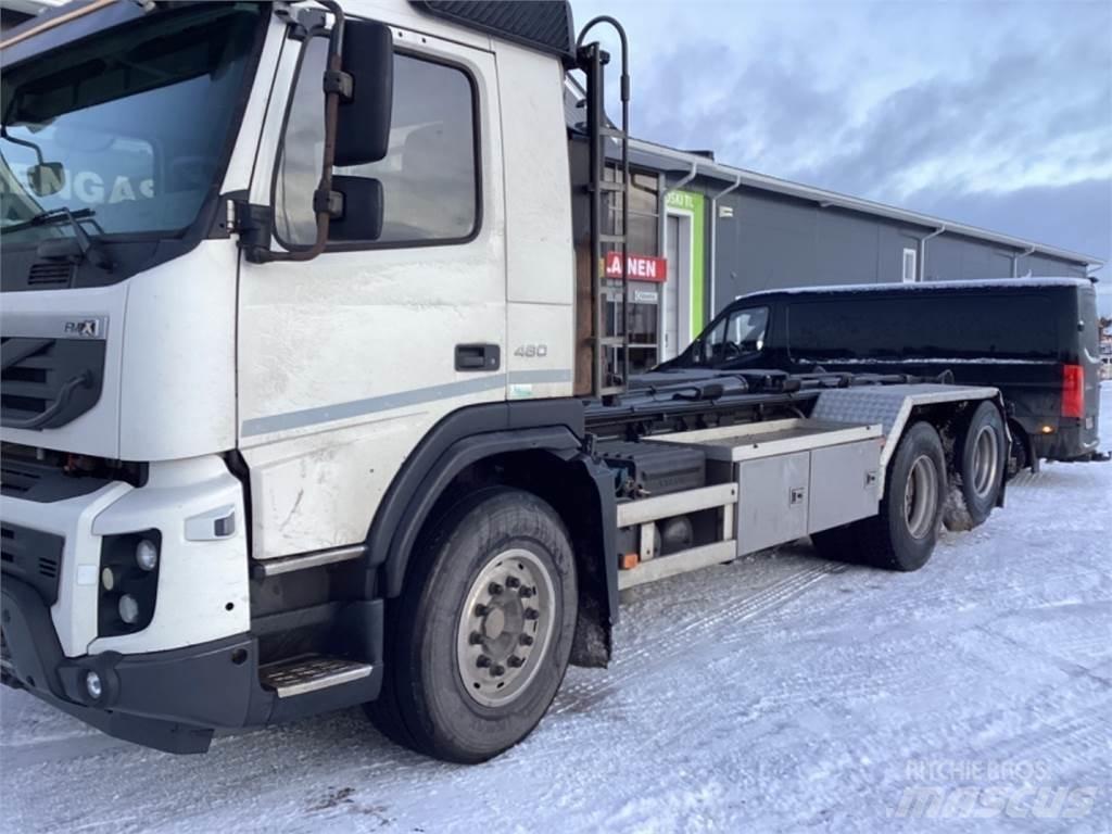 Volvo 460 Hook lift trucks