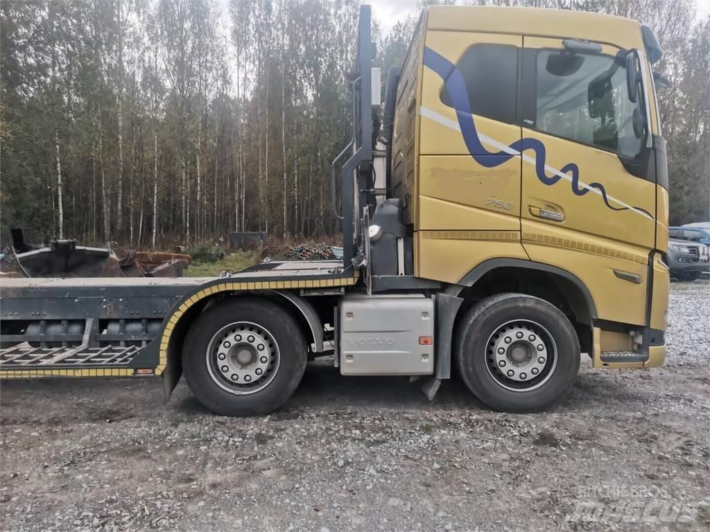 Volvo 750 Transport vehicles