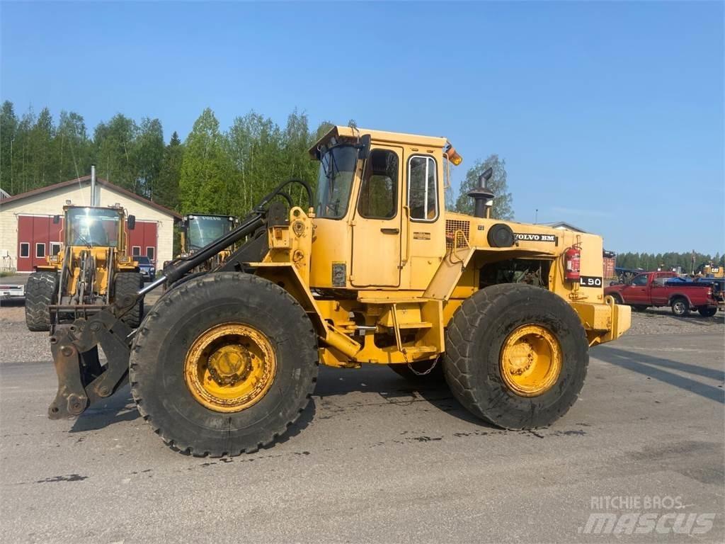 Volvo BM L90 Wheel loaders
