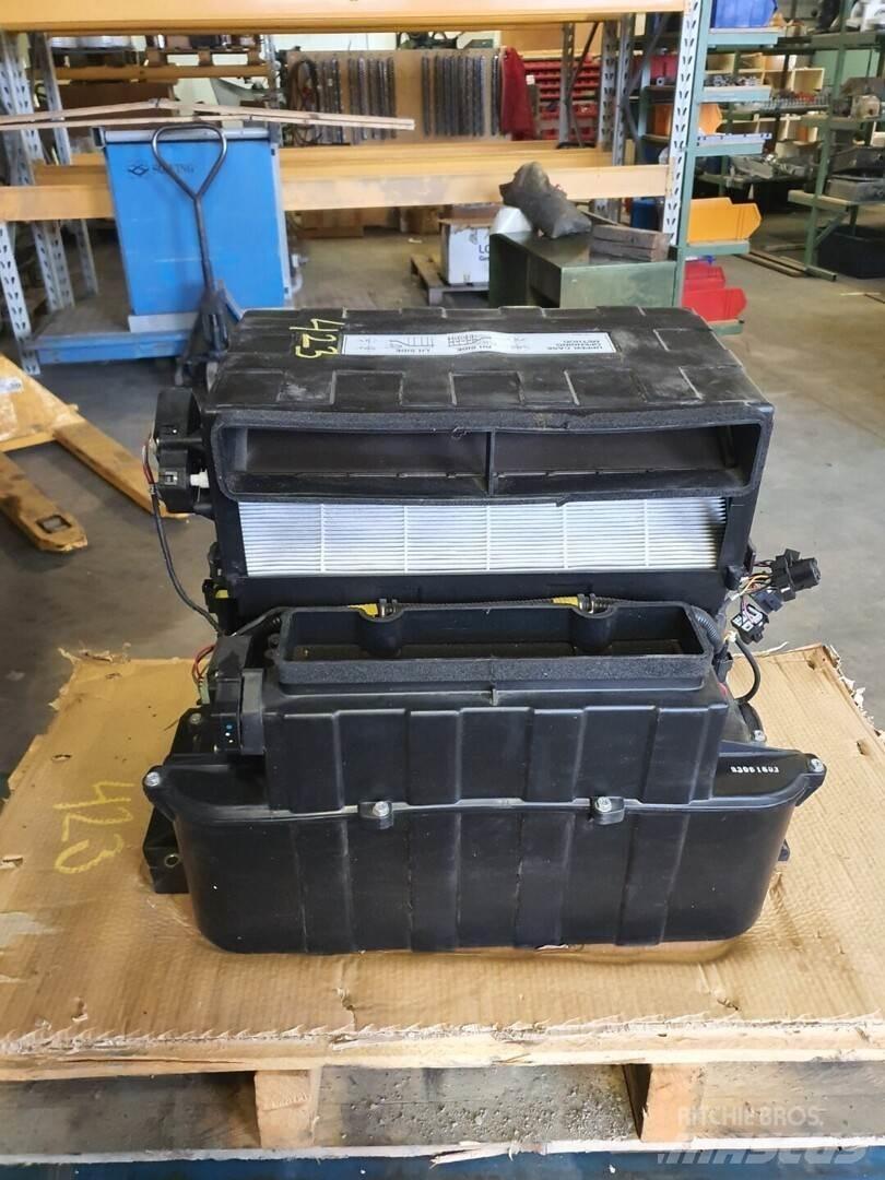 Volvo EC250D Other components