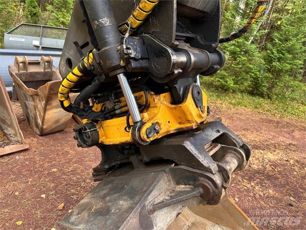 Volvo EW180B Wheeled excavators