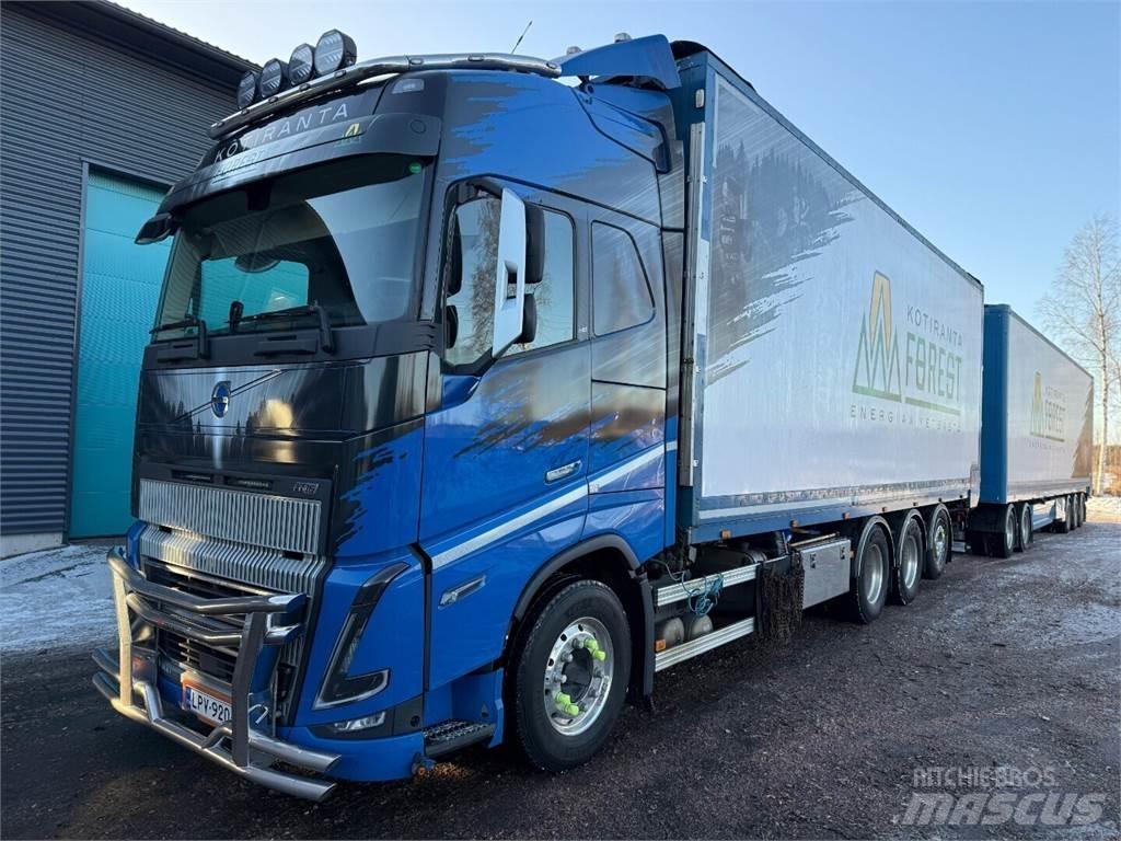Volvo fh16 Wood chip trucks