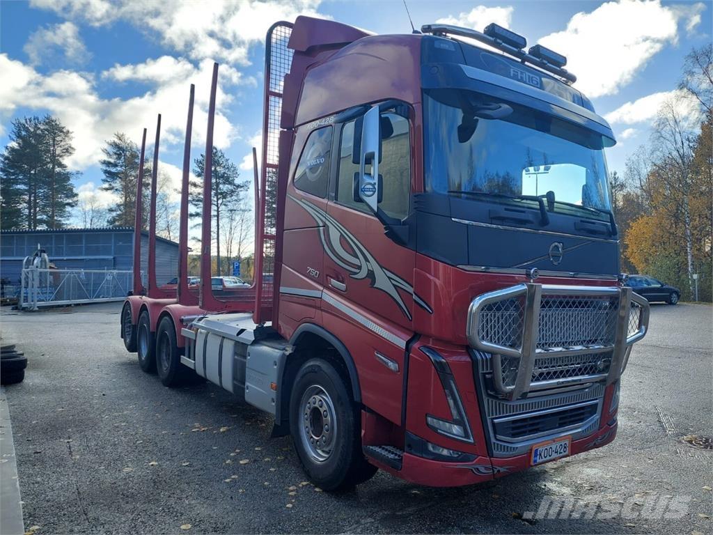 Volvo FH16 750 Timber trucks