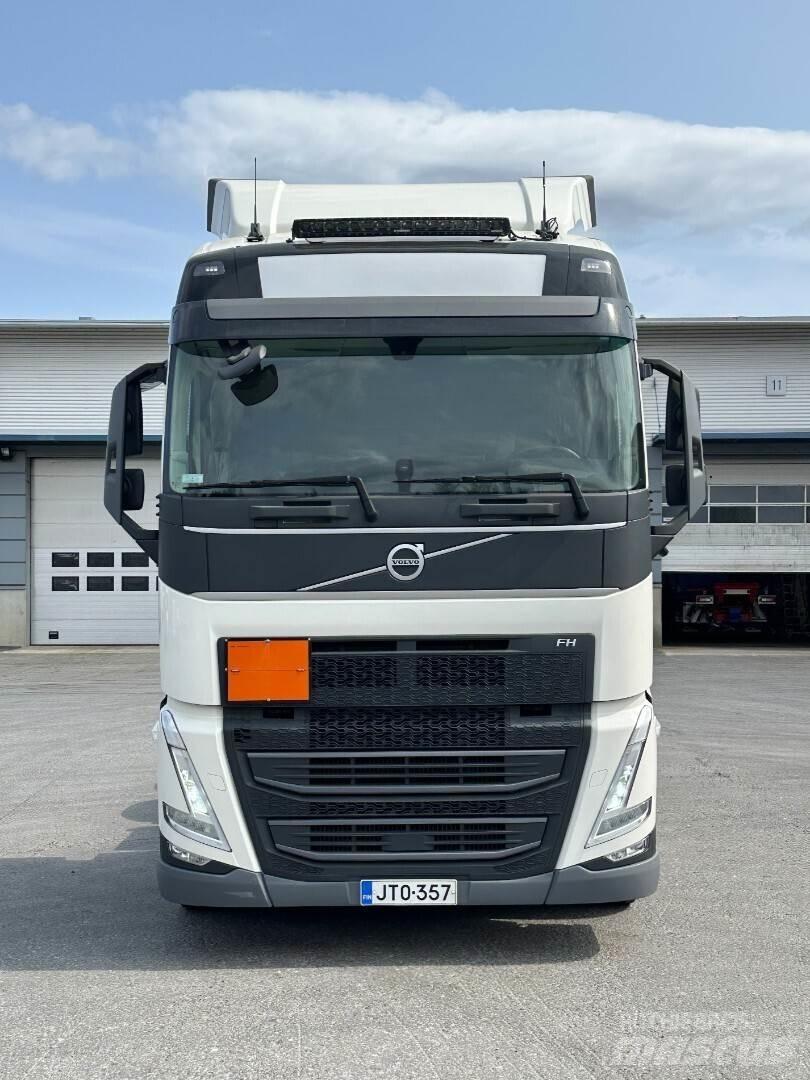 Volvo FH500TC 6x4 Prime Movers