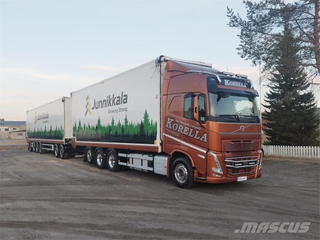 Volvo FH500TC 8x4 Wood chip trucks